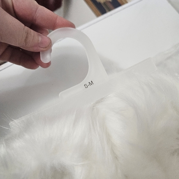 NWT! Polar Bear White Slippers! - Picture 3 of 5